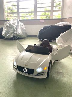（分類：）位於 。 由 Goopifys 提交（商品編號 1033701385，圖片 1）。簡介： 。
