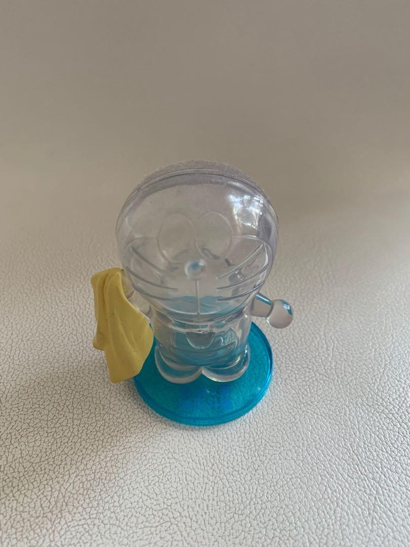多啦A夢隱形斗篷裝飾品, 興趣及遊戲, 玩具& 遊戲類- Carousell