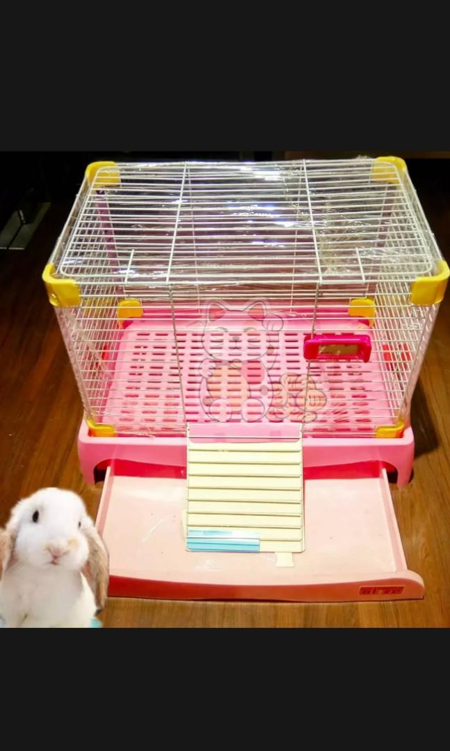Alice Rabbit cage