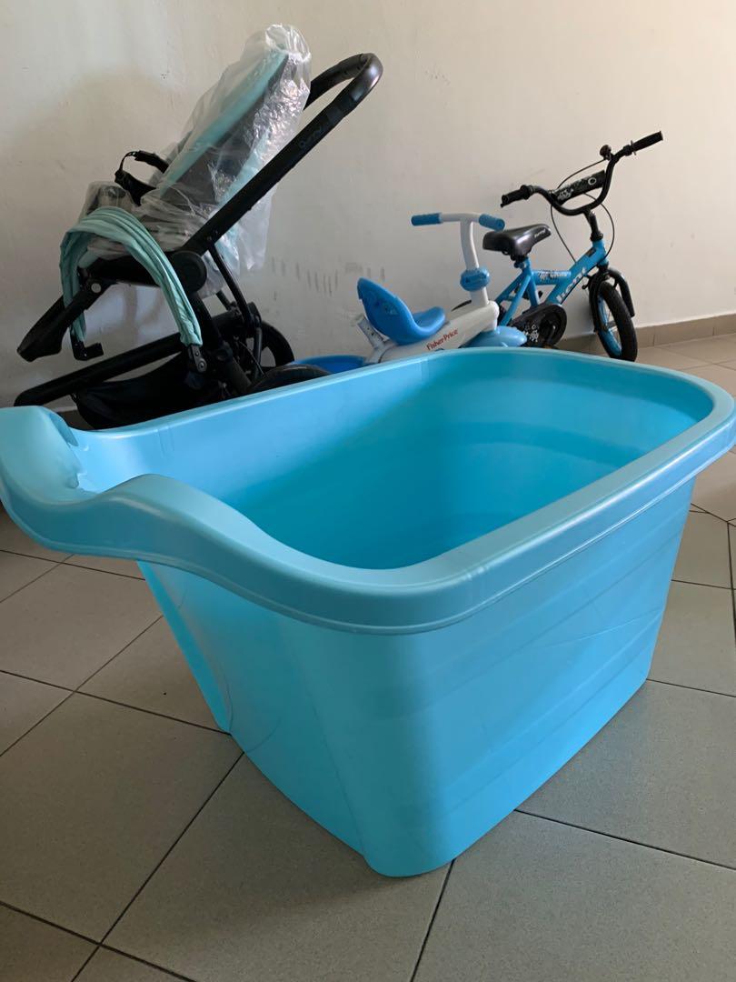 plastic bathtub for kids