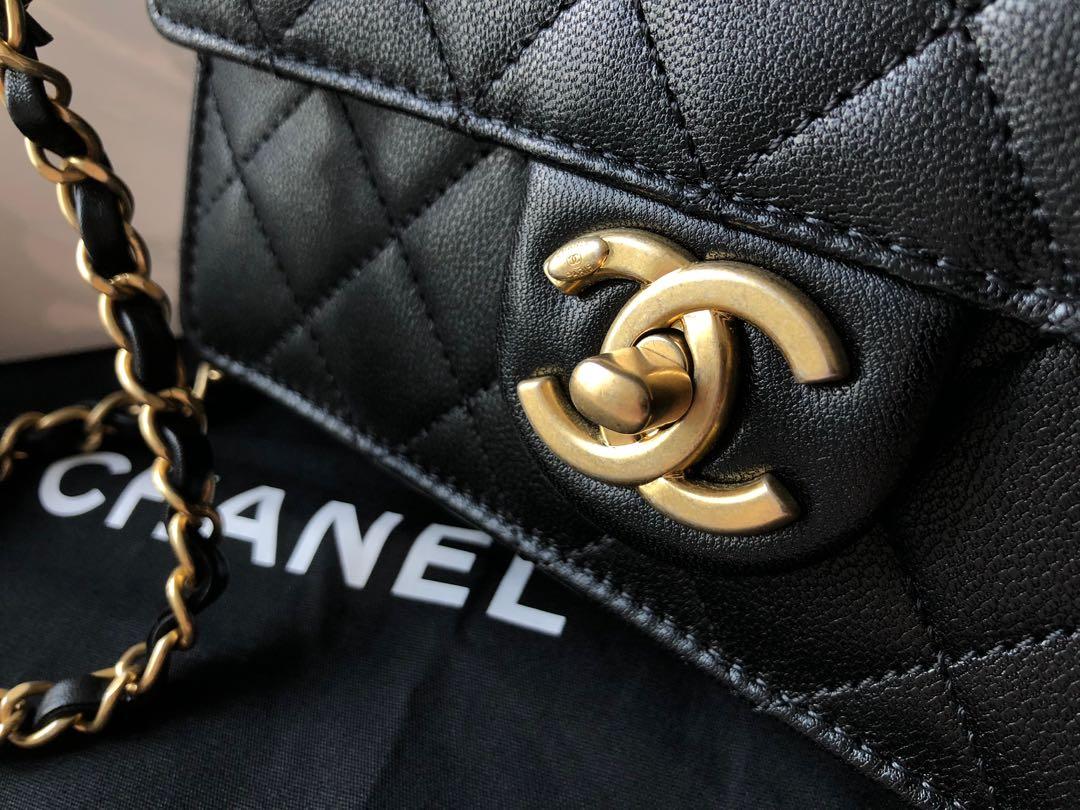 Chanel flap bag clearance acrylic beads