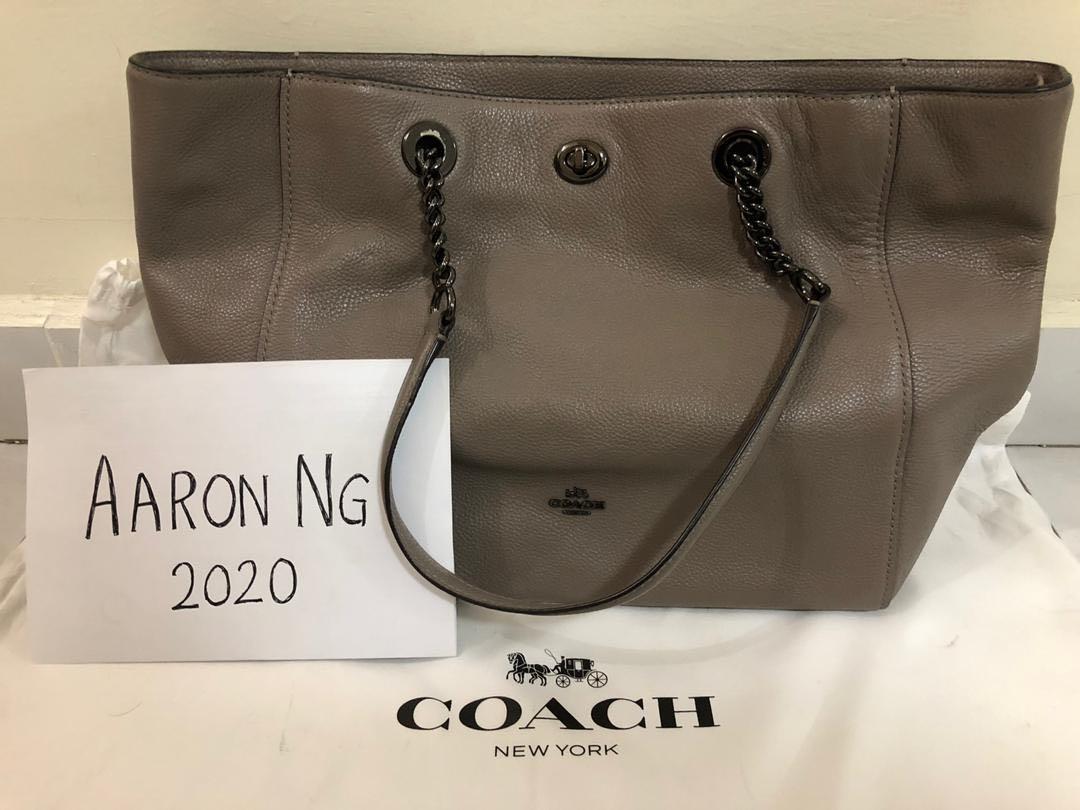 Coach pebbled turnlock chain clearance tote