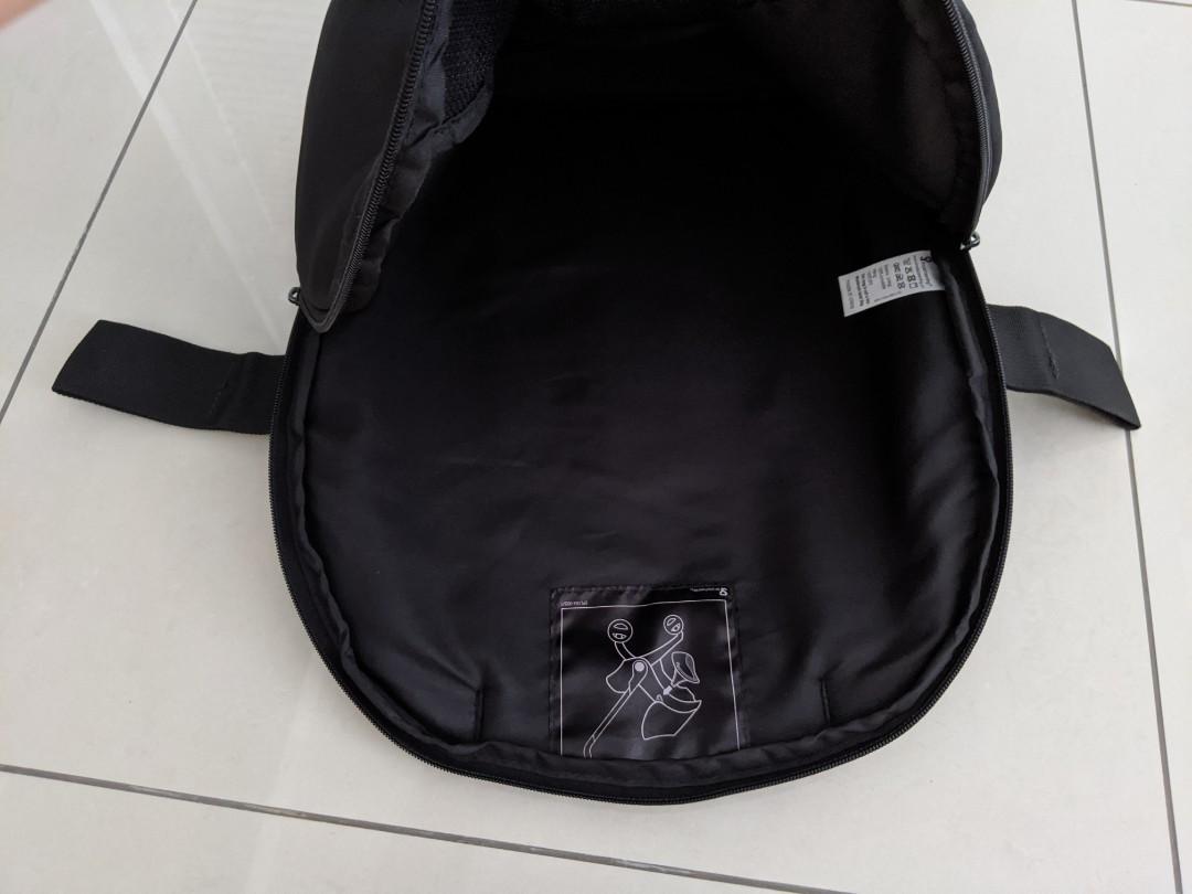 Doona Snapon Storage bag, Babies & Kids, Going Out, Carriers & Slings