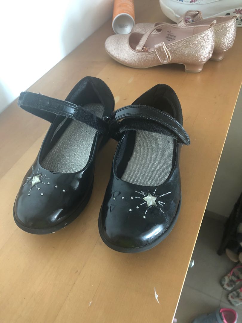 Clarks girls shop shoes size 7