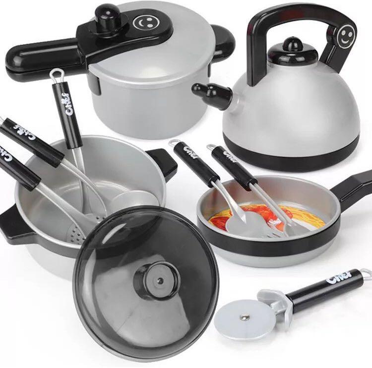 Kitchen Playset Silver (Category: Infant Playtime) located in Paranaque City. Submitted by mars_eshoppe (Listing ID 1033685853, Image 2). Description: .