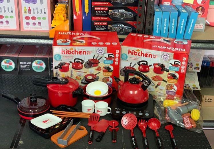 Kitchen Toy Set Red (Category: Infant Playtime) located in Paranaque City. Submitted by mars_eshoppe (Listing ID 1033699204, Image 1). Description: .