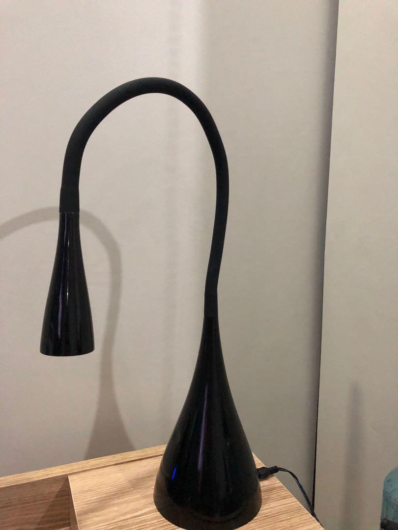 LED desk lamp with artistic flexible neck (Category: Lighting) located in Manila. Submitted by japs.japs1 (Listing ID 1033811423, Image 1). Description: LED desk lamp with artistic flexible neck. Bring out your imagination and create your own artistic lamp. Has 3 level of brightness LED color - Warm white - Light base has small crack but doesnt affect the light. - Original price P4,500. We are only selling our item for P1,000 Payment through onli