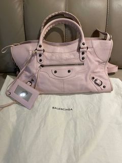 （分類：）位於 。 由 jlee121 提交（商品編號 1033703872，圖片 1）。簡介： 。