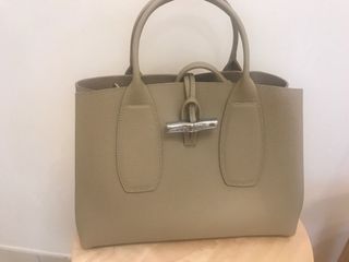 （分類：）位於 。 由 chantingqw 提交（商品編號 1033618219，圖片 1）。簡介： 。
