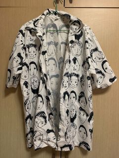 (Category: ) located in . Submitted by kstyle_closet (Listing ID 1033787082, Image 1). Description: .