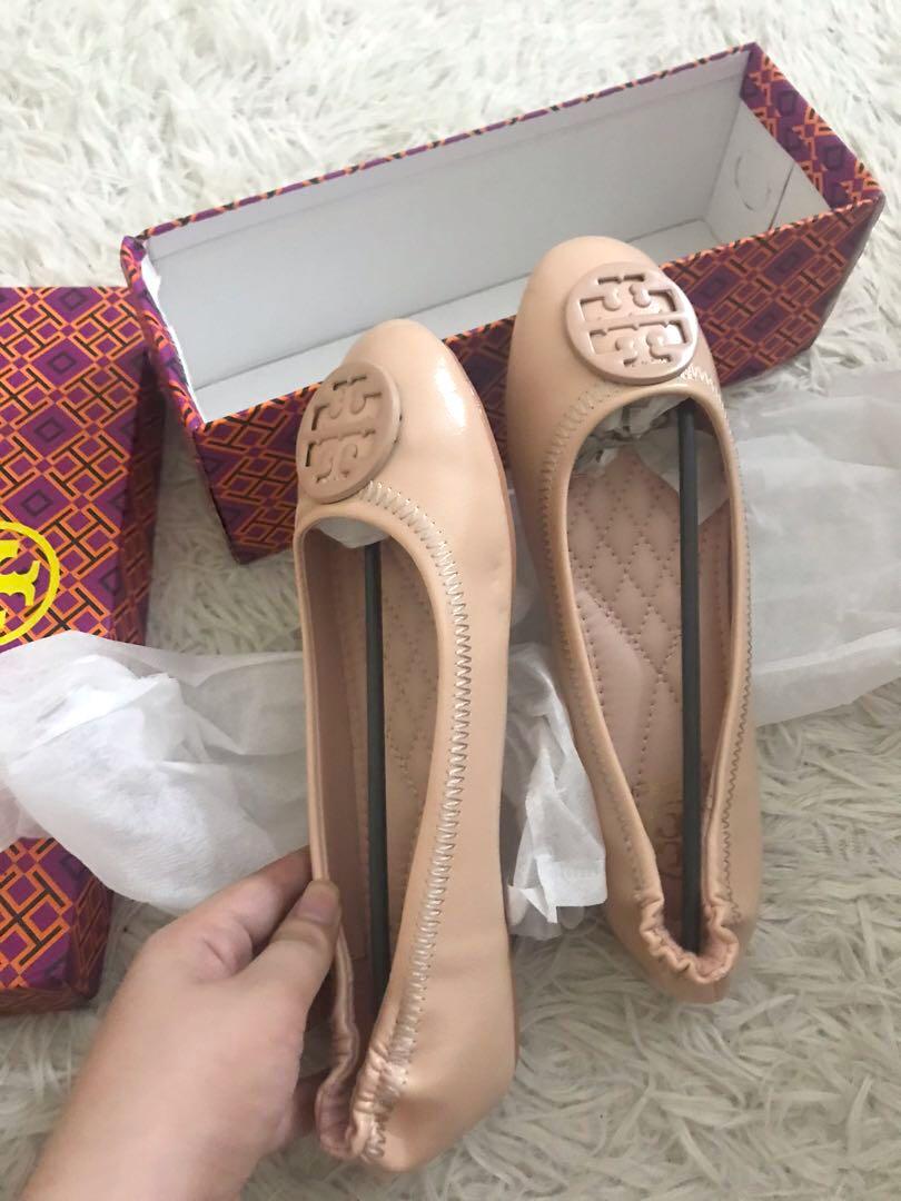Tory burch hotsell nude shoes