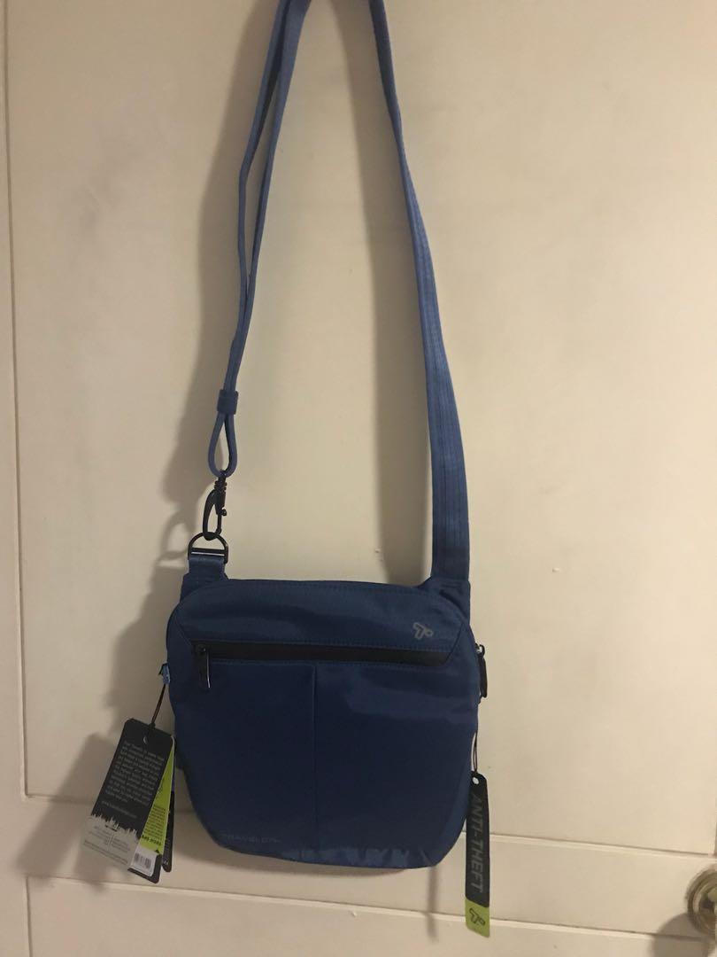 Travelon Bag Review: Crossbody Bucket Bag — SiteSee