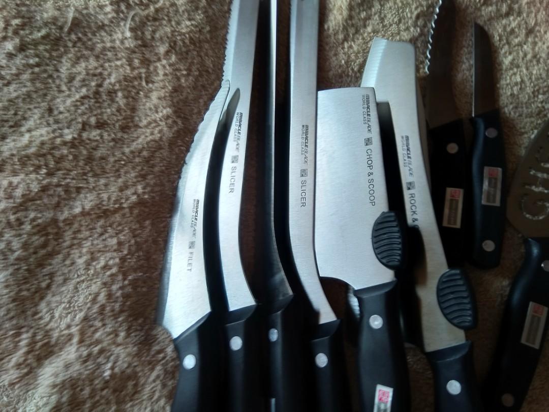 13 PCS Knife Set (Category: Knives & Chopping Boards) located in Manila. Submitted by preslee.moore (Listing ID 1033920316, Image 1). Description: BRAND NEW & ORIGINAL Knife Set from Spain. It also includes kitchen scissors. I'm currently decluttering stuffs in my Carousell. To keep updated soon as I post, follow this account. #noguilt50.