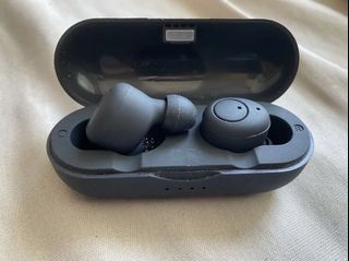 有線入耳式電競耳機 錄音器材 耳機 Carousell