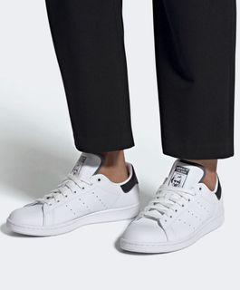 stan smith white black logo