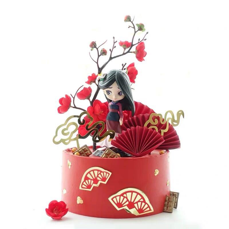 Princess Mulan themed cake topper - Itty Bitty Cake Toppers