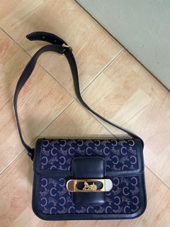 （分類：）位於 。 由 Jadeyippppppp 提交（商品編號 1033930392，圖片 1）。簡介： 。