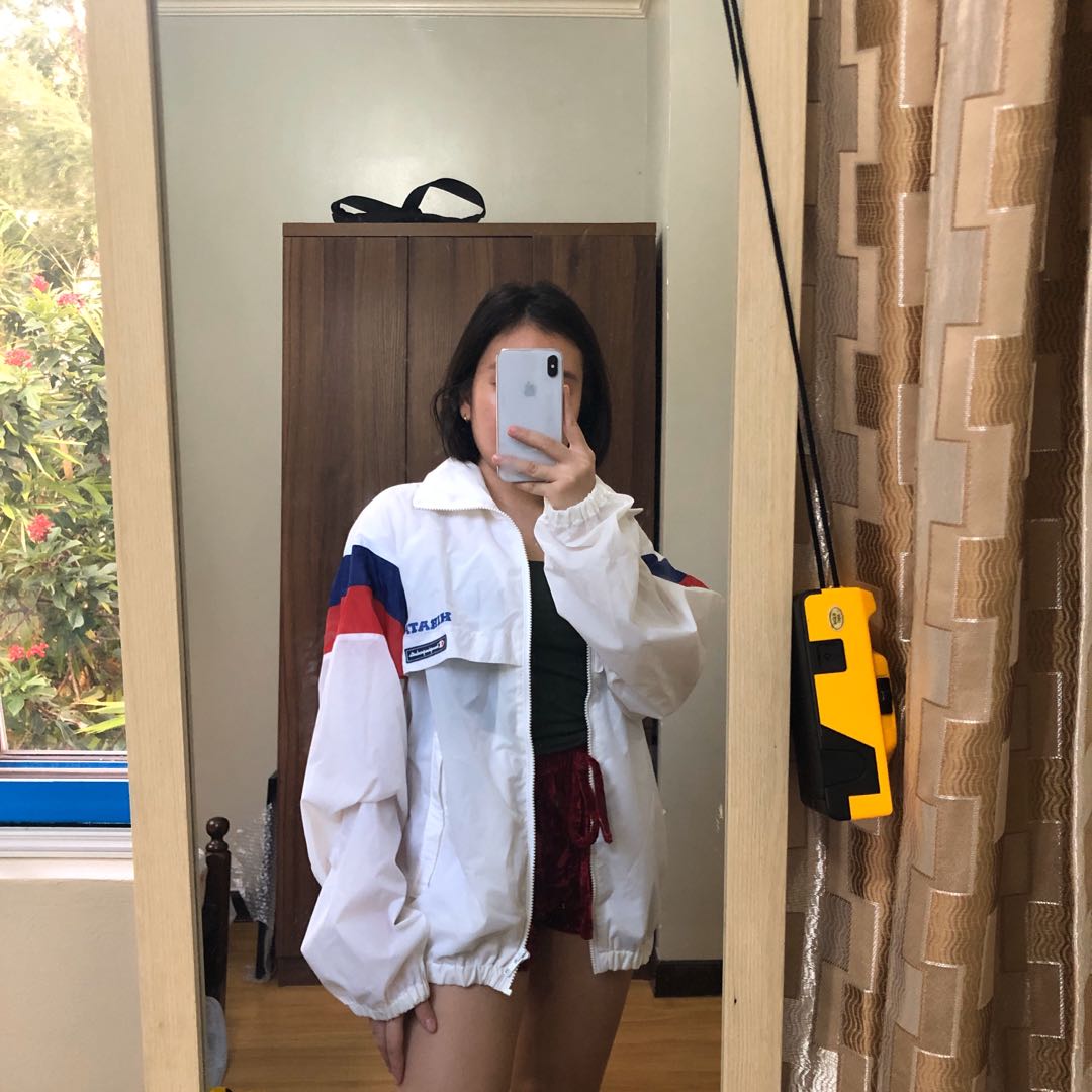 Champion Windbreaker Jacket, Women's Fashion, Coats, Jackets and