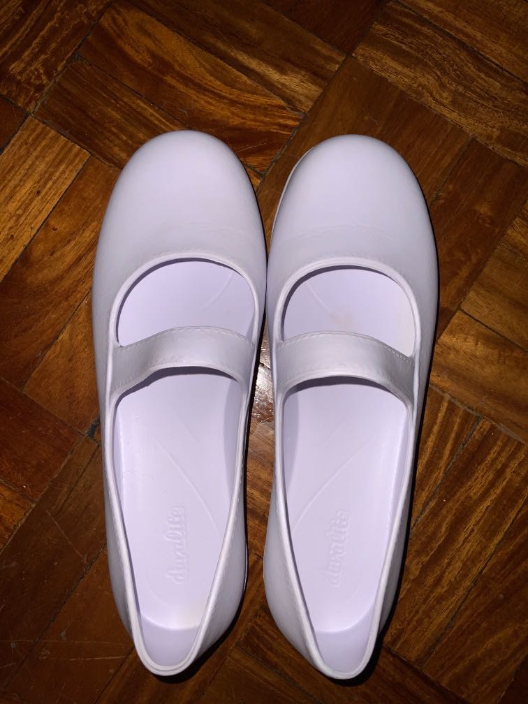Duralite White Rubber Flats, Women's Fashion, Footwear, Flats & Sandals on Carousell