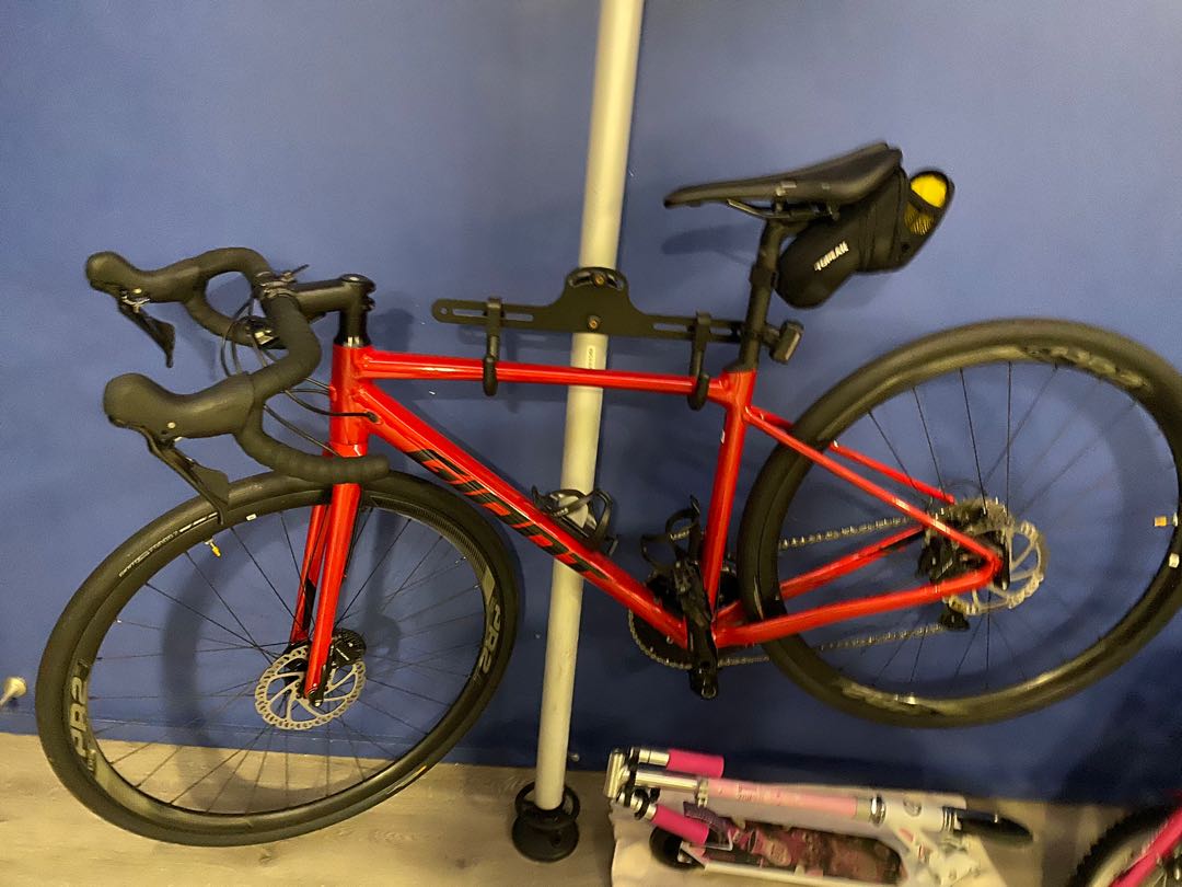 Giant Contend AR1, Sports Equipment 