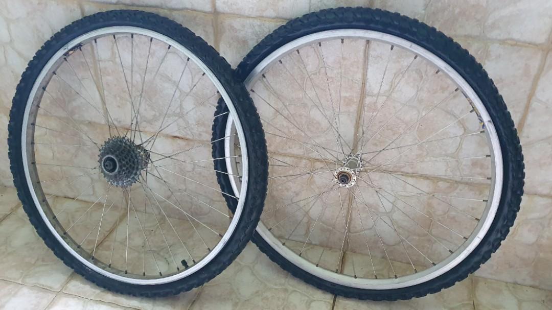 GT Aggressor 3.0 bike frame + Shimano crank, Bicycles & PMDs, Bicycles ...