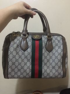 (Category: ) located in . Submitted by beccas.closet (Listing ID 1033910189, Image 1). Description: .