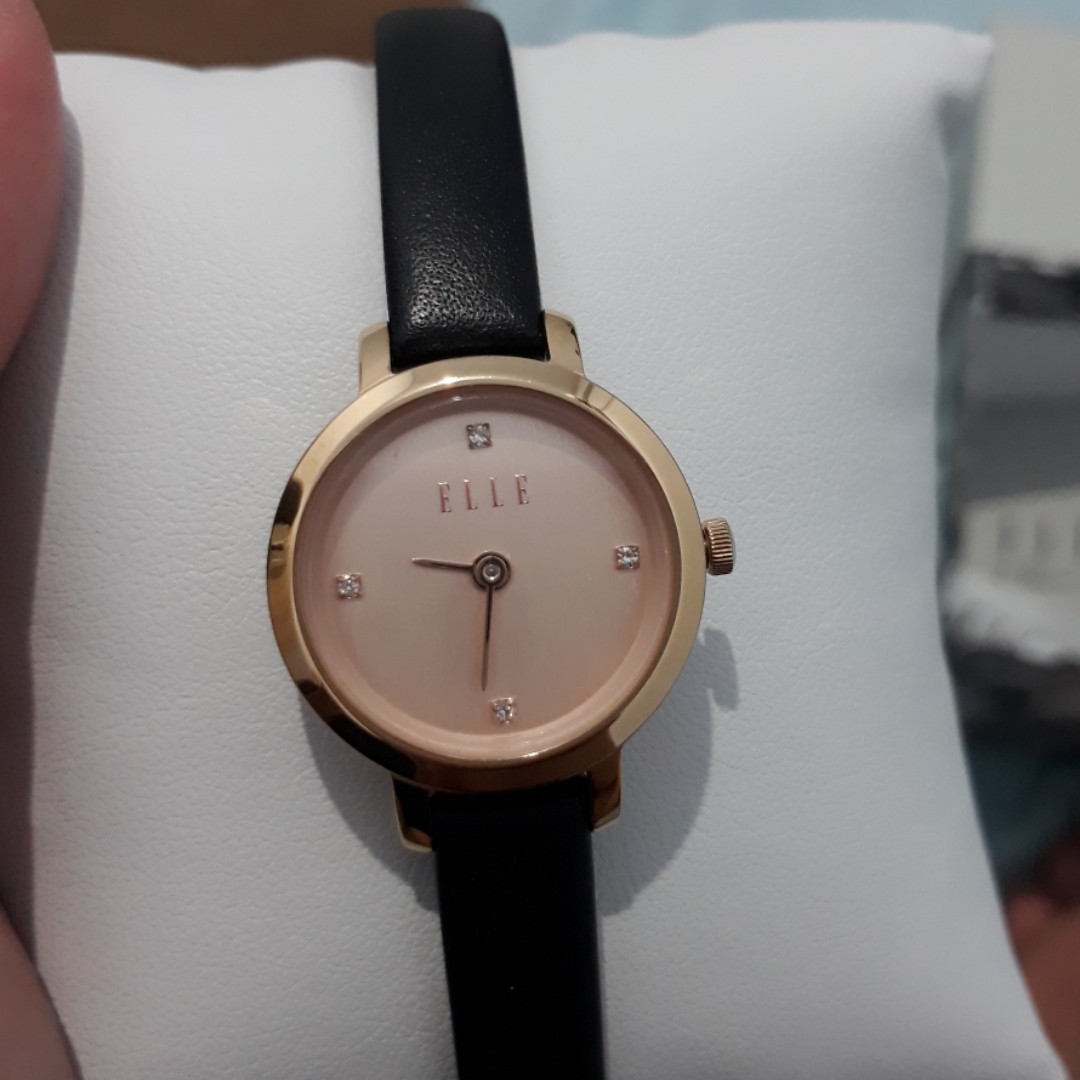 Jam tangan Elle black, Fesyen Wanita, Jam Tangan di Carousell