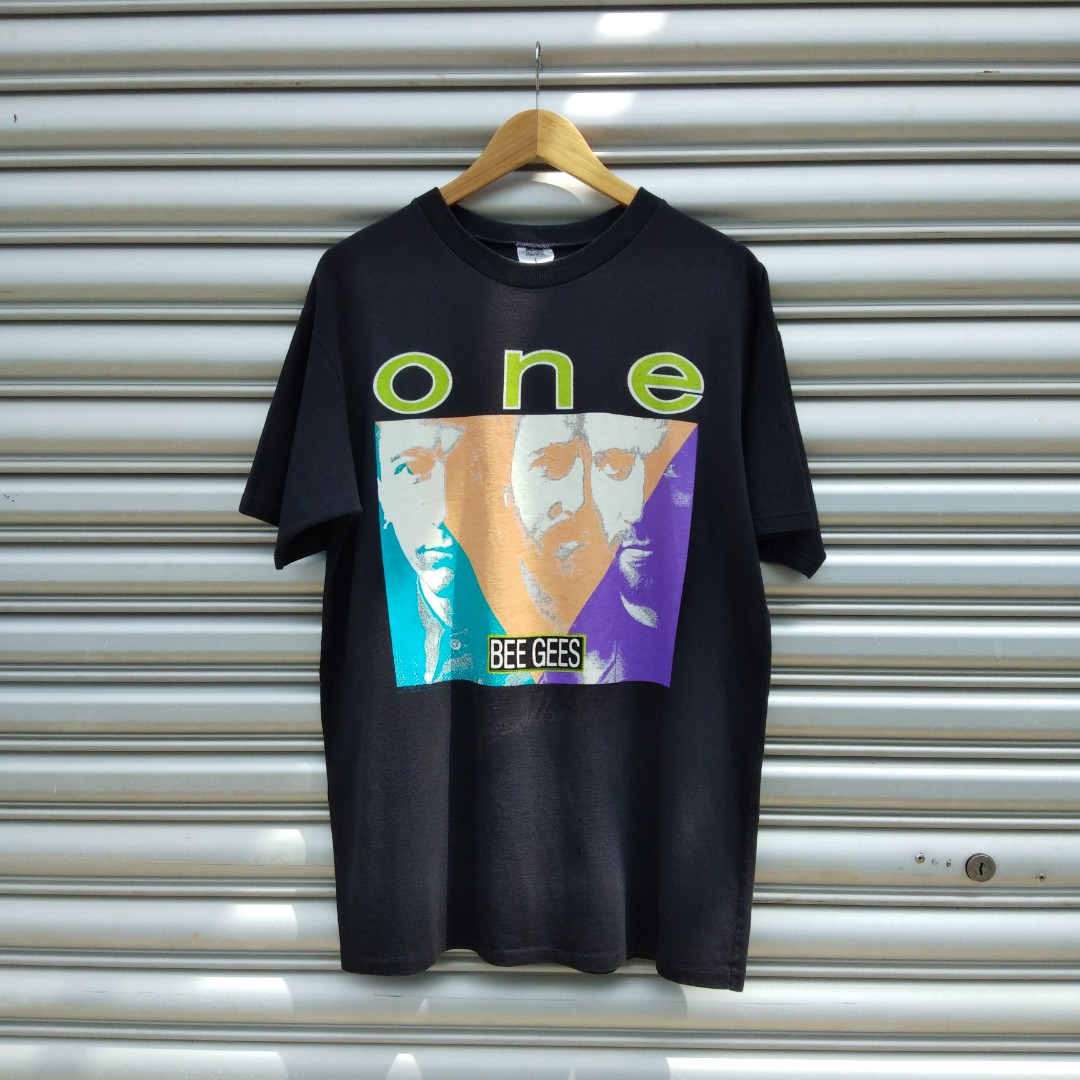 Bee gees t shirts vintage best sale