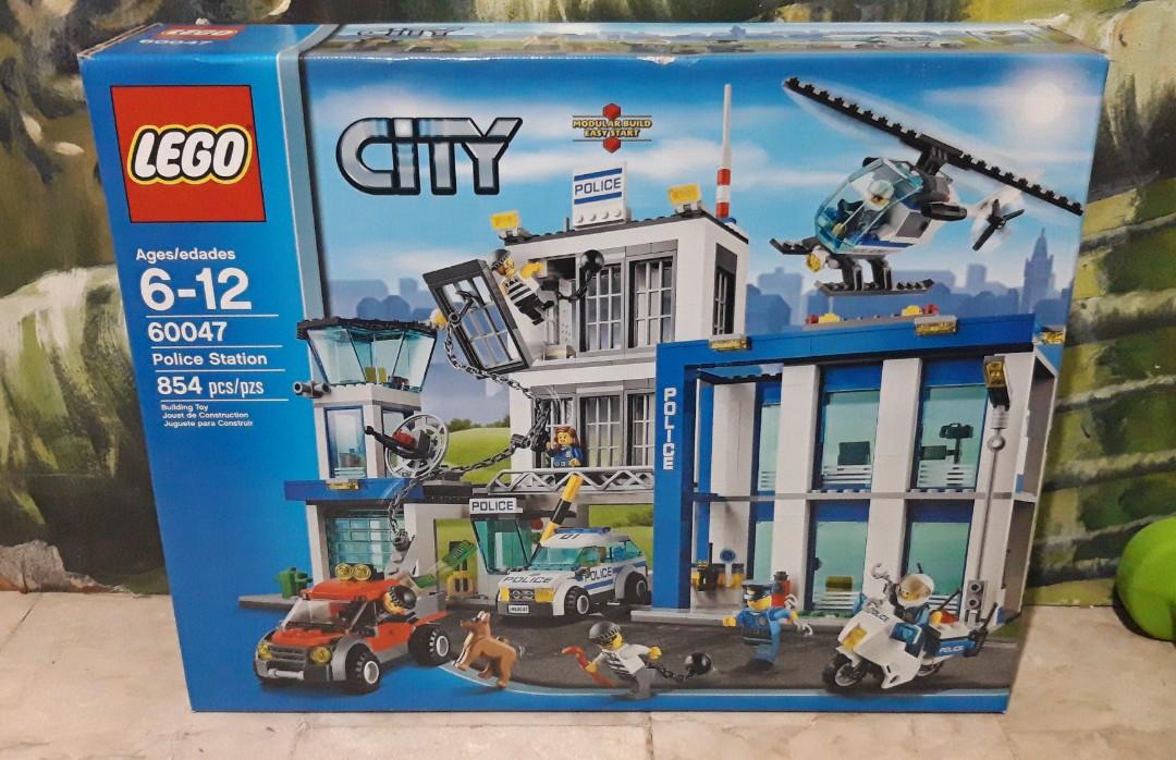 Lego City Police Station Hobbies Toys Toys Games On Carousell