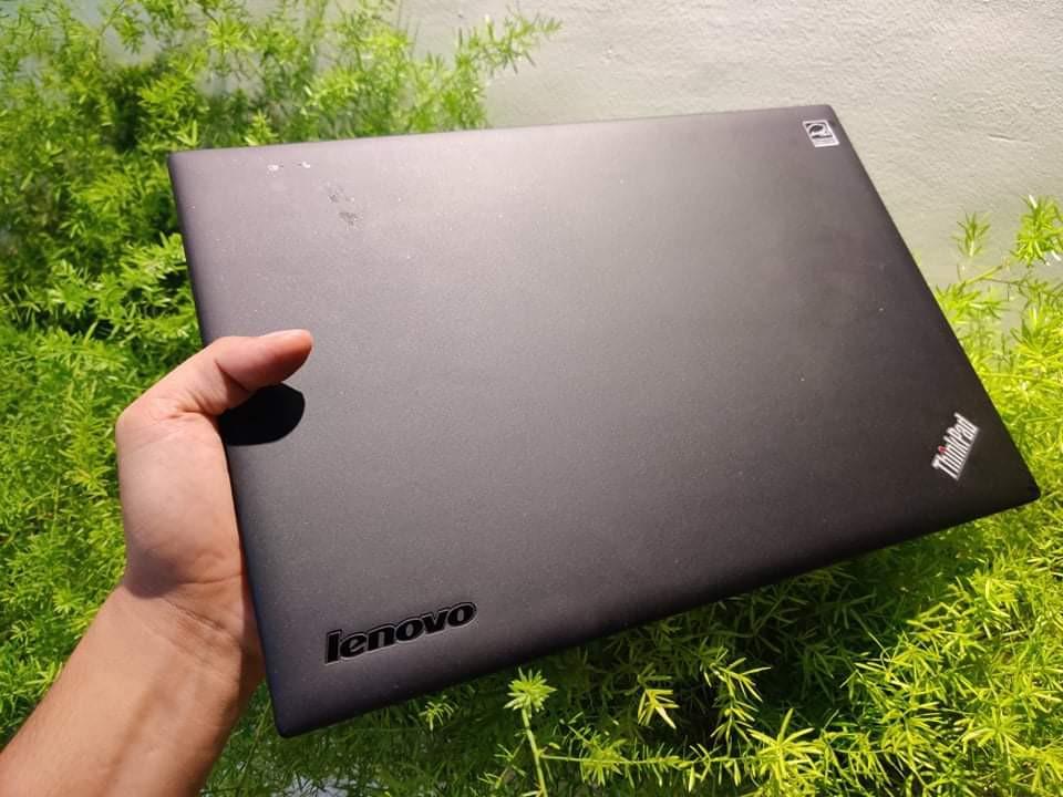 Lenovo X1 Carbon i7 (Category: Laptops & Notebooks) located in Cebu City. Submitted by selltomeli (Listing ID 1033956077, Image 2). Description: Lenovo X1 Carbon (Gen 1) i7-3rd Gen 8GB RAM 120GB SSD 14" screen HD+ resolution (1600x900 resolution).