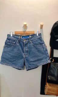(Category: ) located in . Submitted by projectdeclutter_mnl (Listing ID 1033912483, Image 1). Description: .