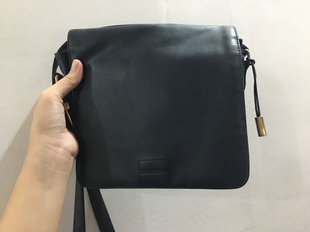 Pure Leather Plain Sling Bag