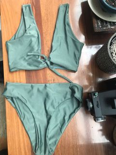 (Category: ) located in . Submitted by hibon (Listing ID 1033948571, Image 1). Description: .