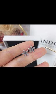 (Category: ) located in . Submitted by beeinstyle (Listing ID 1033912168, Image 1). Description: .