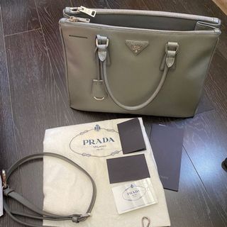 （分類：）位於 。 由 pookylillian 提交（商品編號 1033930942，圖片 1）。簡介： 。