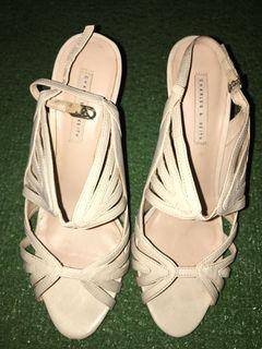 Sepatu high heels Charles and keith ORI
