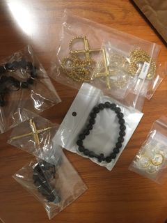 （分類：）位於 。 由 sn123456 提交（商品編號 1034022850，圖片 1）。簡介： 。