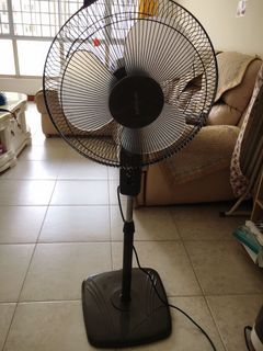 (Category: ) located in . Submitted by daisyluo (Listing ID 1033854199, Image 1). Description: .