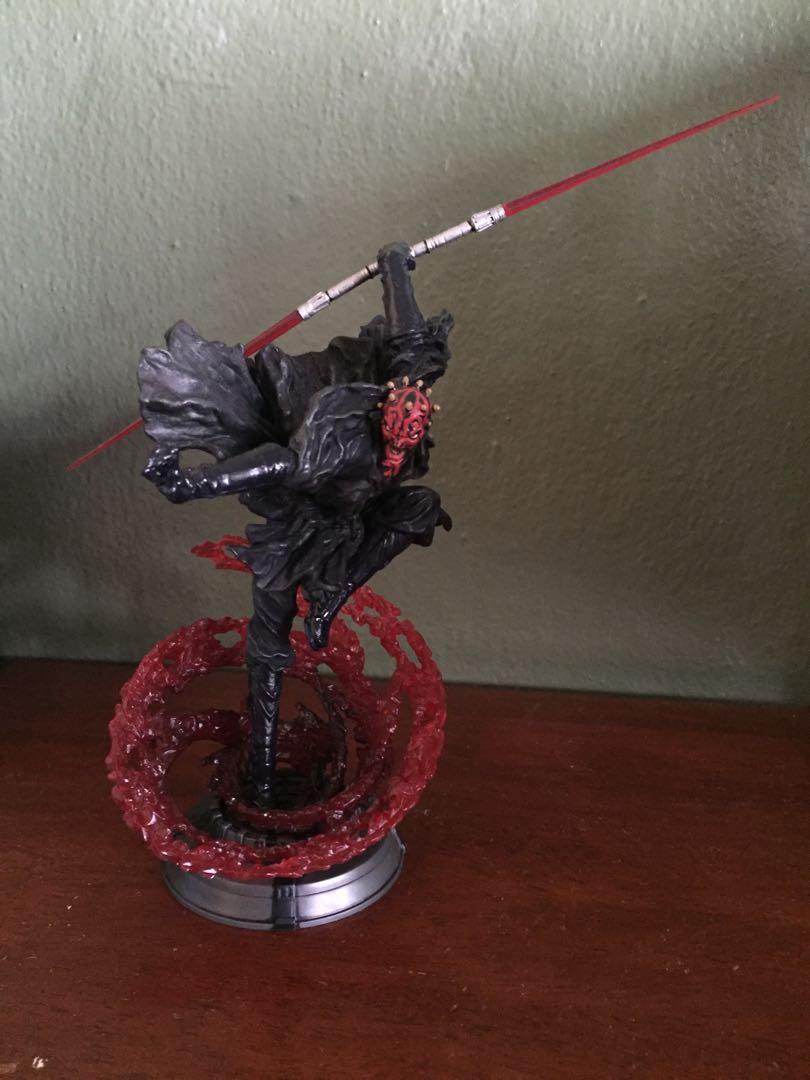 Darth maul deals unleashed figure