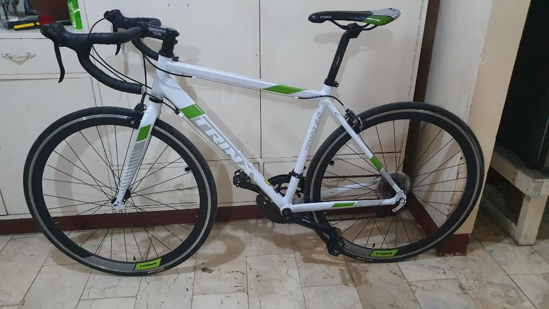 trinx road bike tempo 2.0 price
