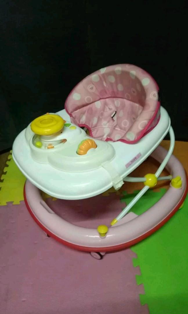 Hello kitty Walker, Babies & Kids, Infant Playtime on Carousell