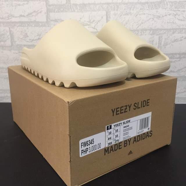 Yeezy slide ( Bone ), Men's Fashion, Footwear, Slippers u0026 Slides on  Carousell