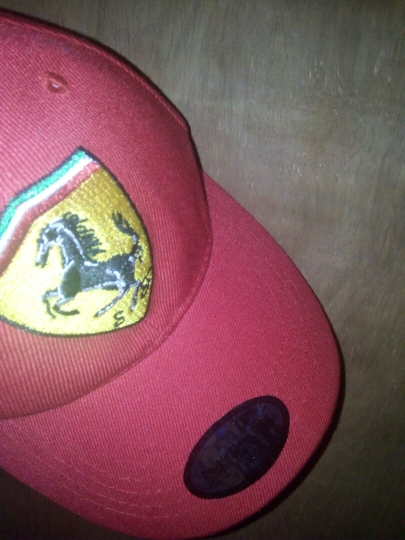 ferrari baseball cap