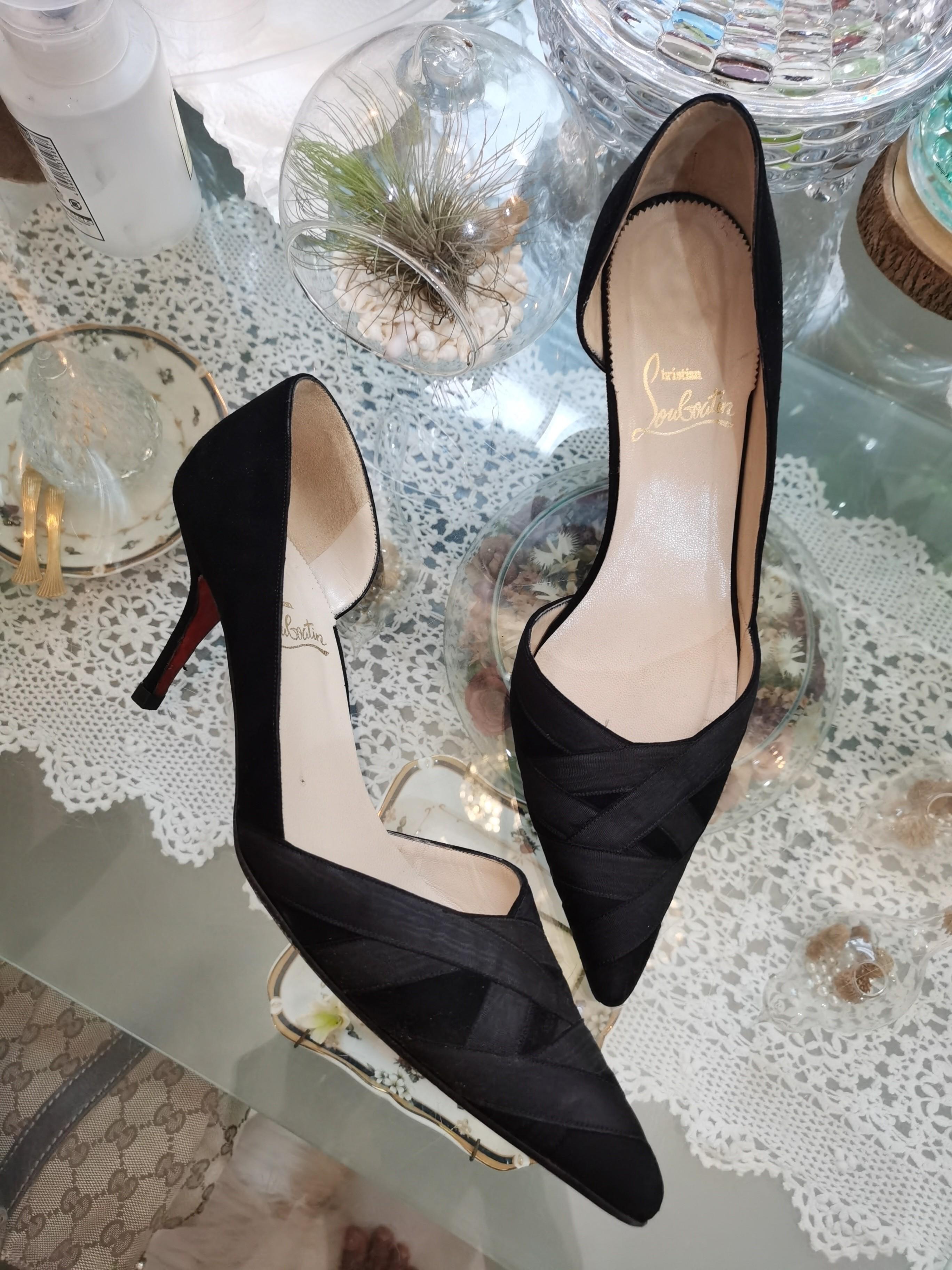 Authentic Vintage Christian Louboutin In Black Leather Pointed Kitten Heel Pumps Size 40, Fashion, Footwear, Heels Carousell