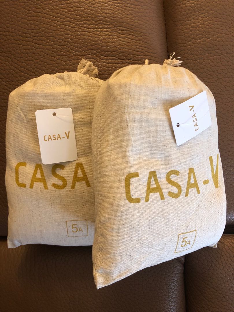 全新 casa v pillow cover 枕頭保護套