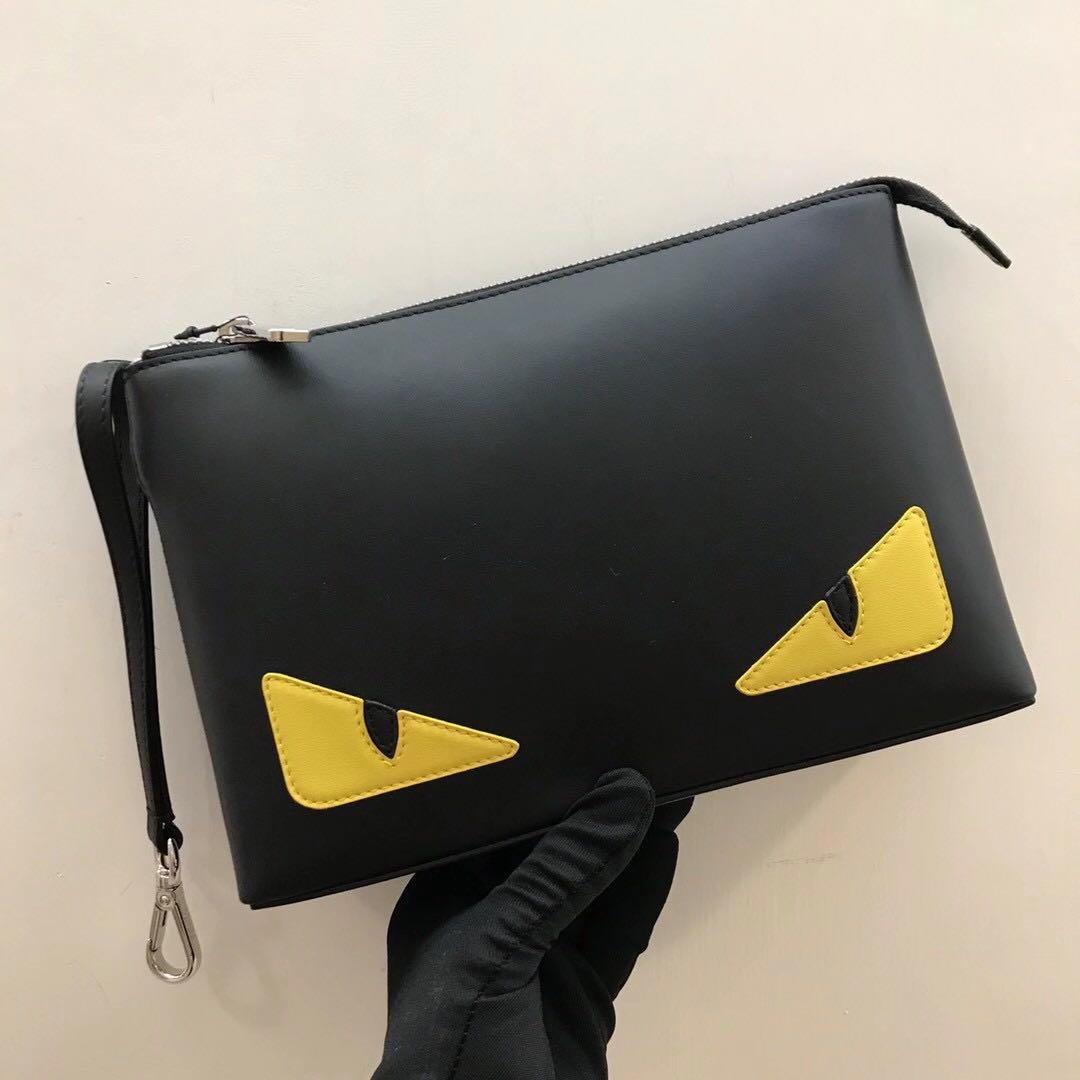 現貨fendi 手拿包即日買即日交收 男裝 男裝袋 銀包 Carousell