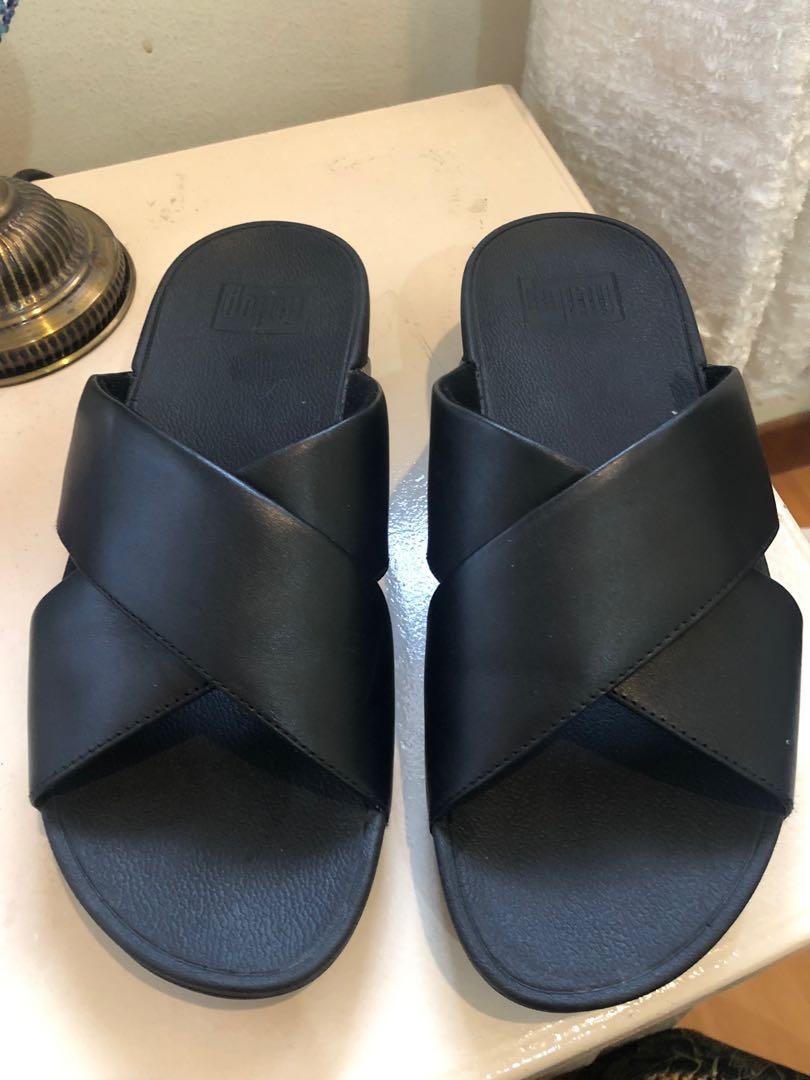 used once 10 10 Authentic with box Fitflop Lulu Cross Slide Leather Sandal Black size 37 Fixed Price
