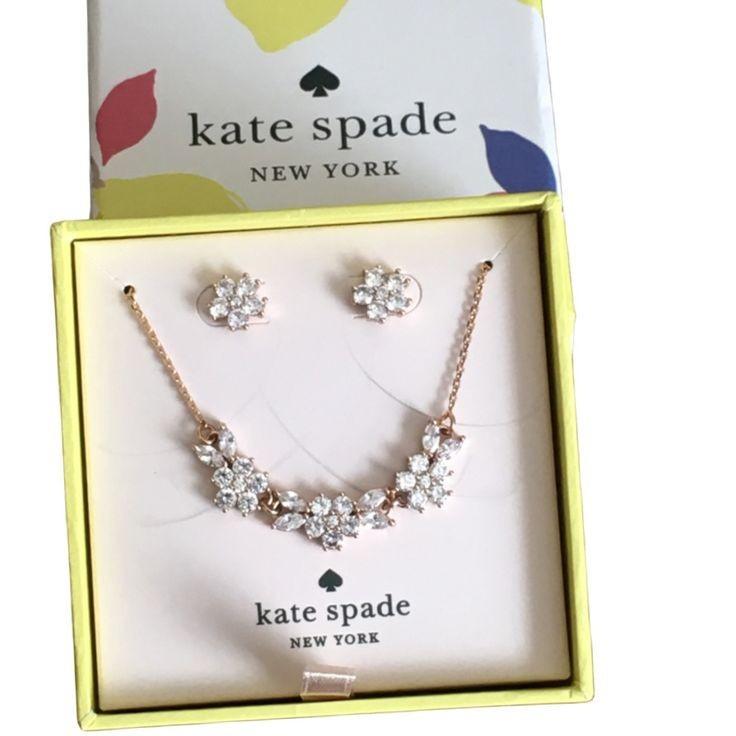 Gleaming gardenia necklace and cheap studs boxed set
