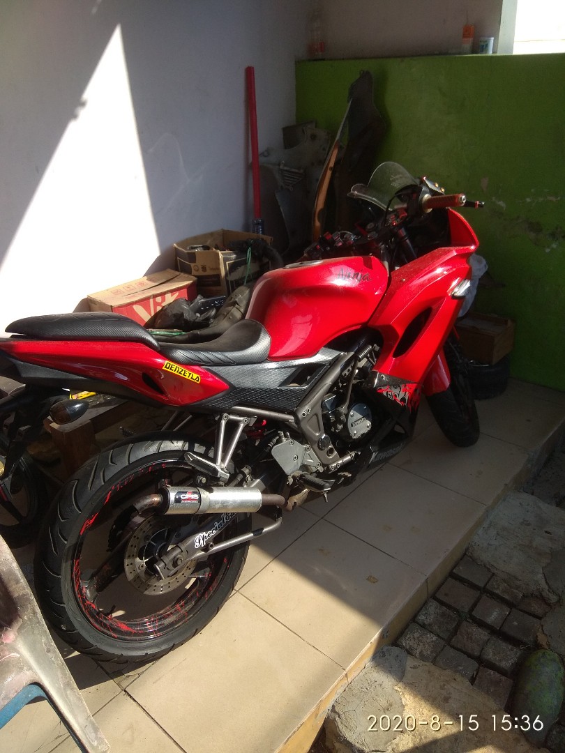 motor kawasaki ninja rr 150
