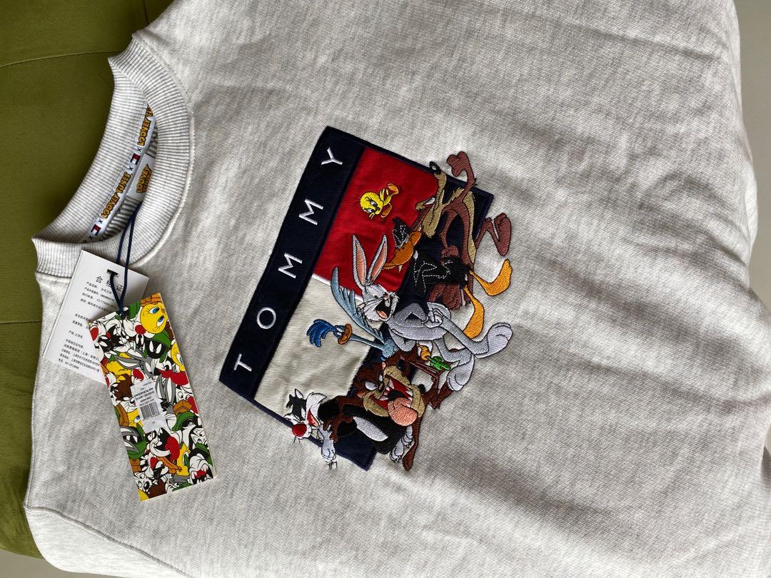 Tommy hilfiger looney tunes discount jumper
